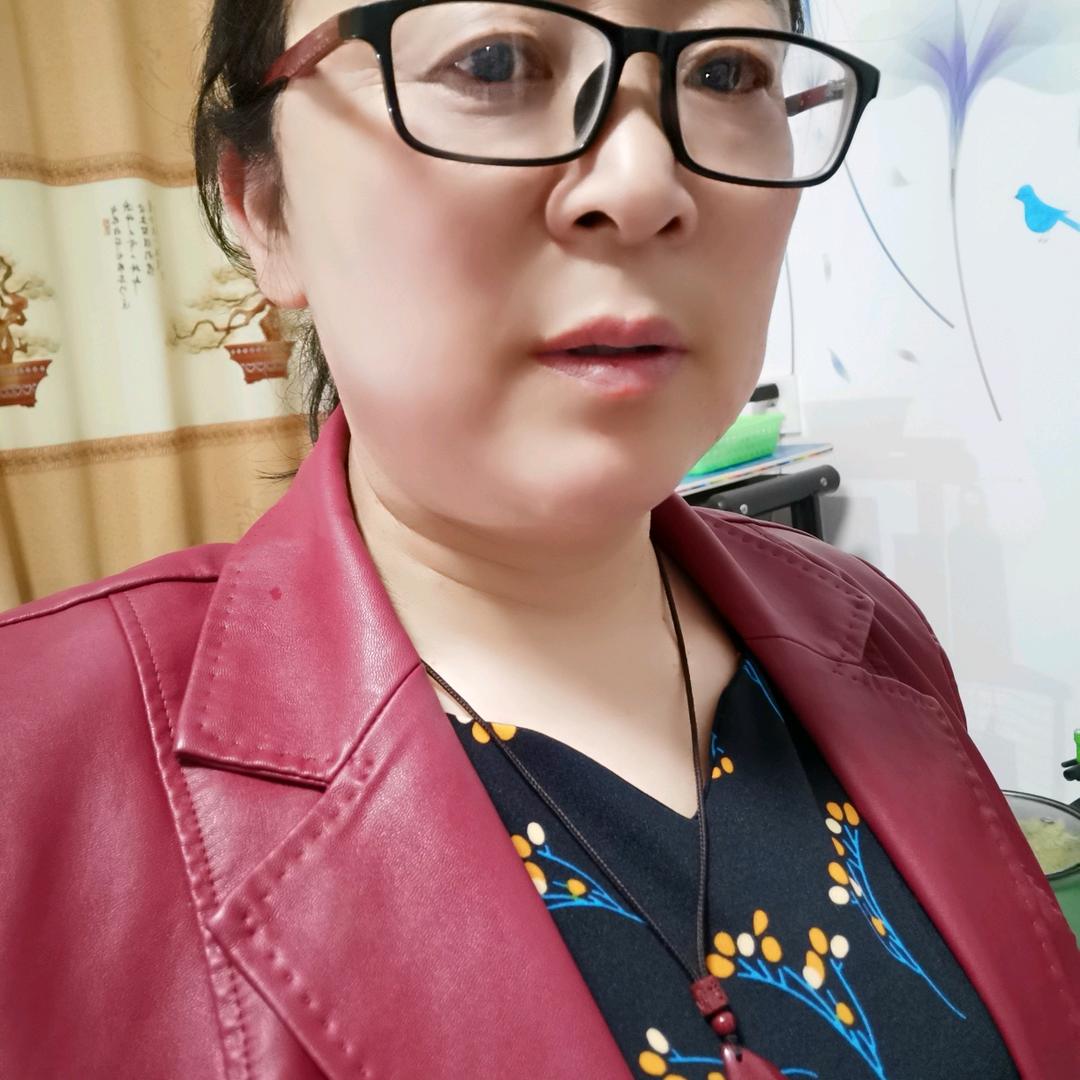 康小蔚