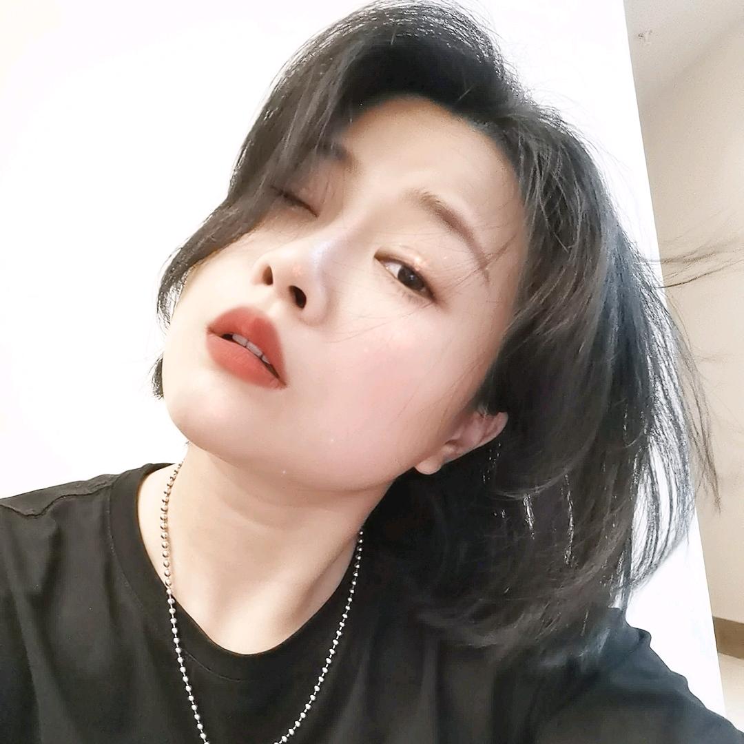 💅 四块五de 妞💃