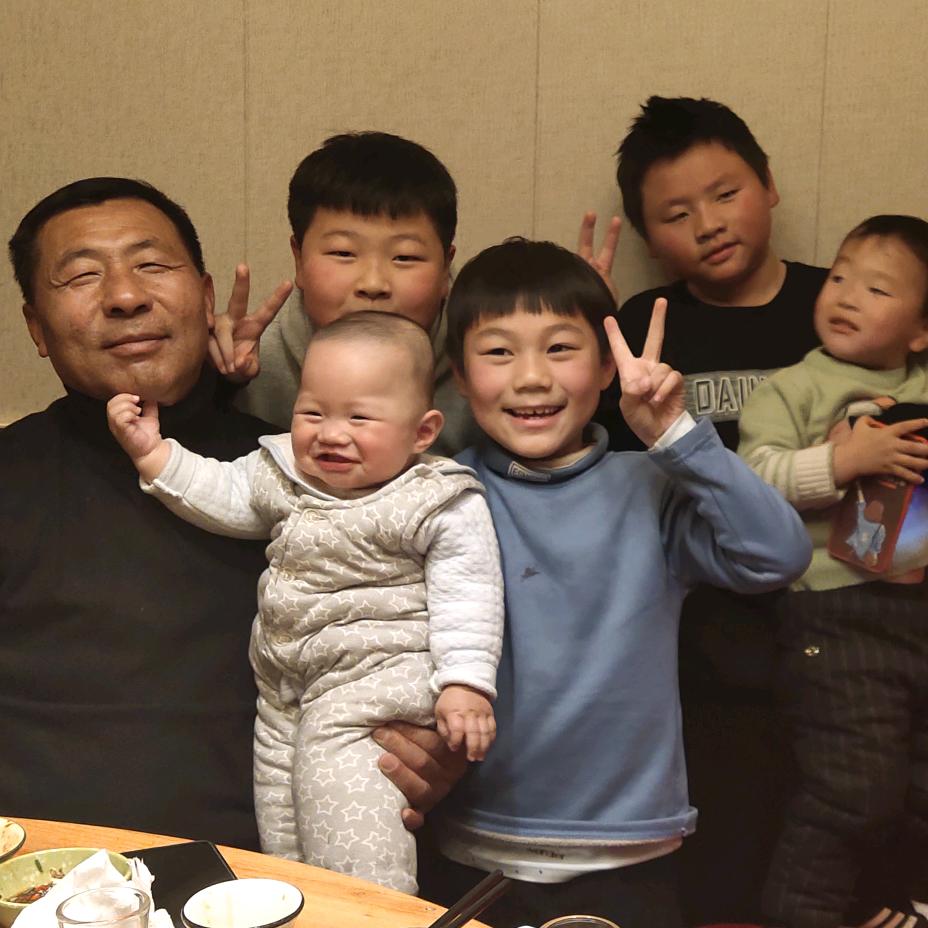 张家有五宝