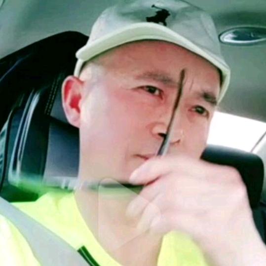 张万宇