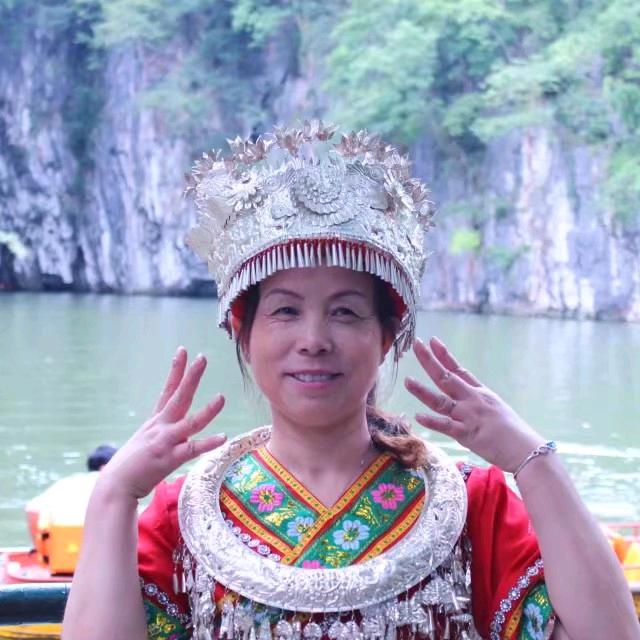 莲姐爱跳舞(橱窗有好物)