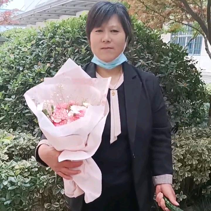 希希奶奶头像