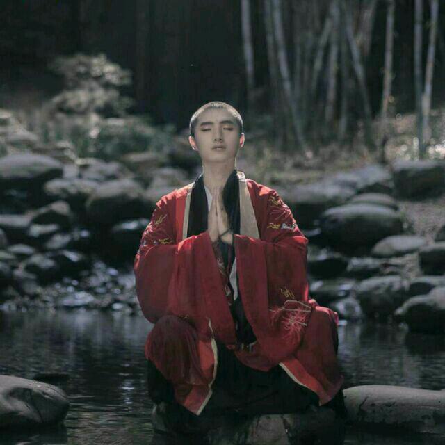 🐜不爱我别来伤害我🙈