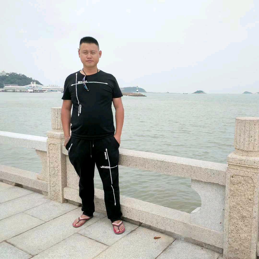 萍水相逢