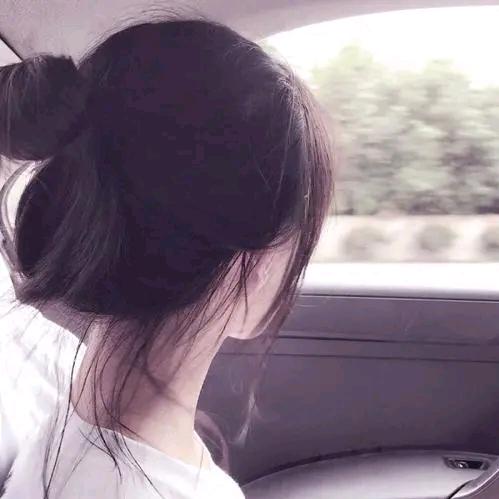 倾城浅浅