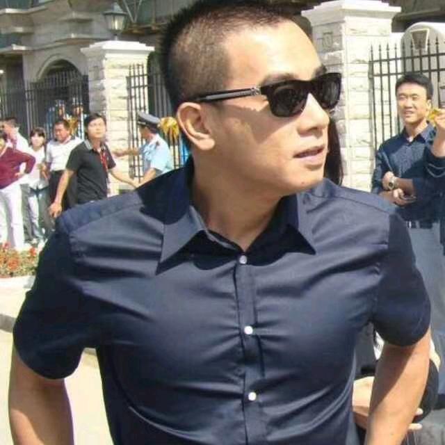 &c 呗吱声 李英
