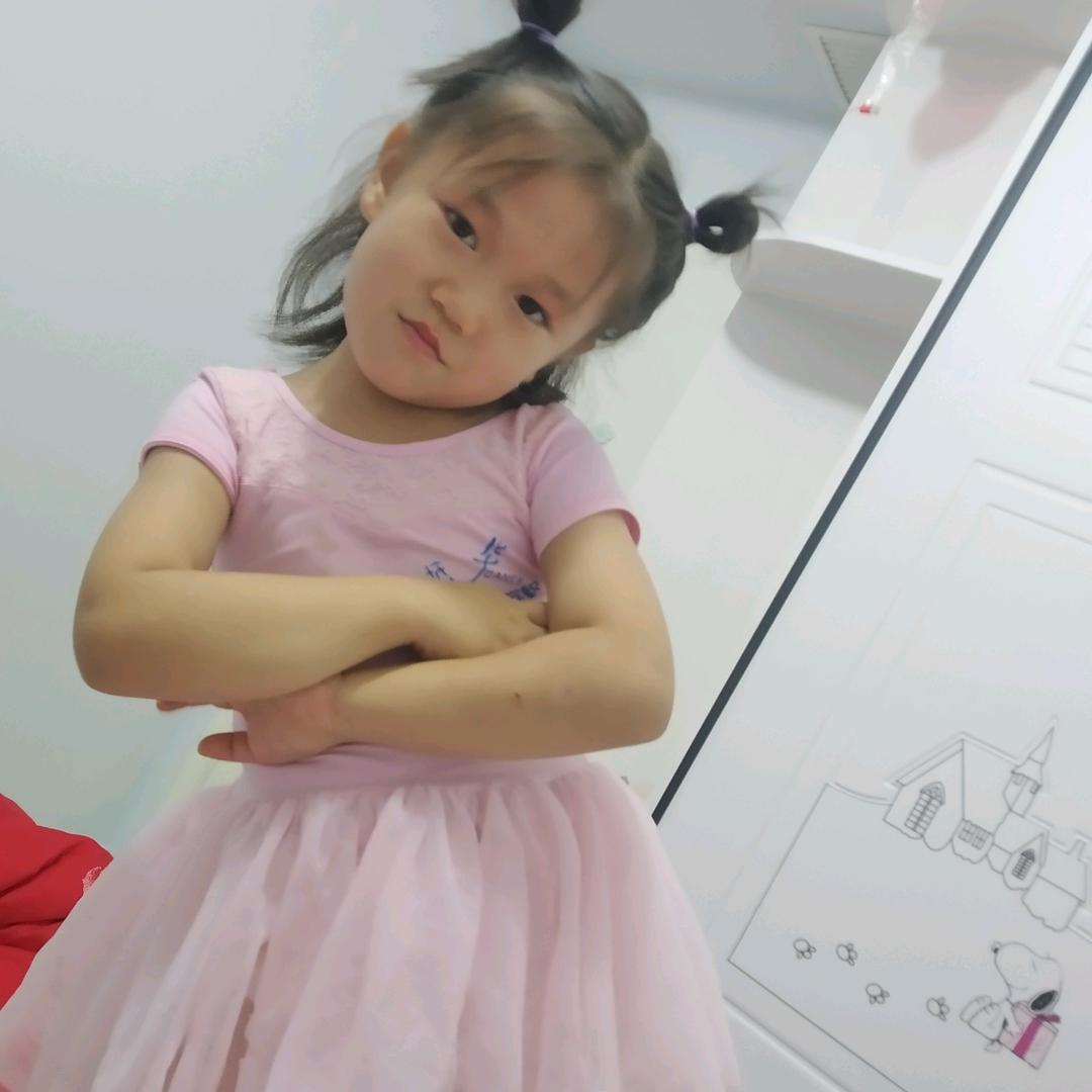 颖织羊服饰