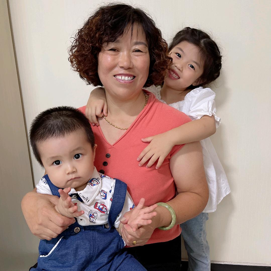 雄安增庄舞蹈队杏姐