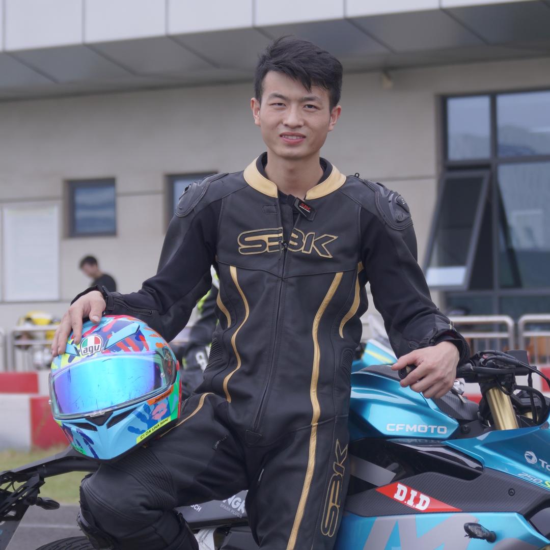MOTO陈教练