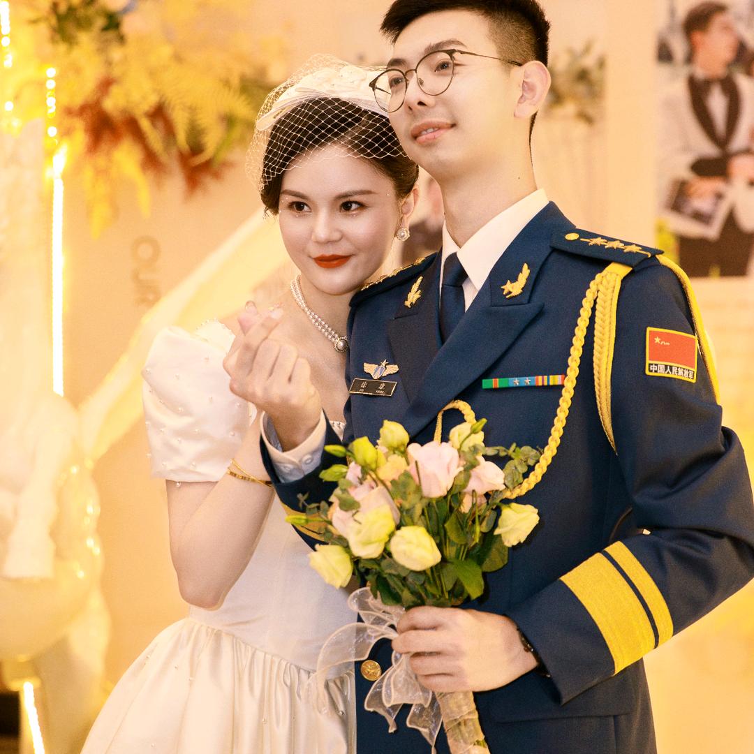 周梅