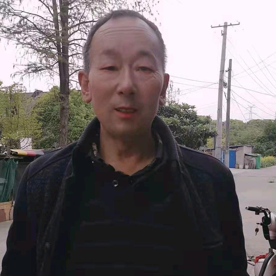 李明