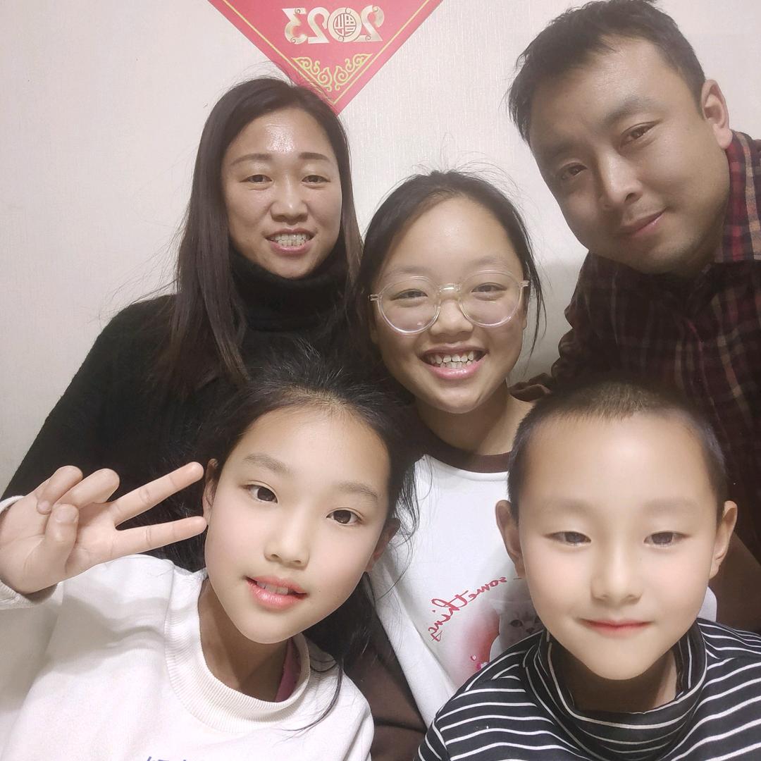 三个孩子的宝妈