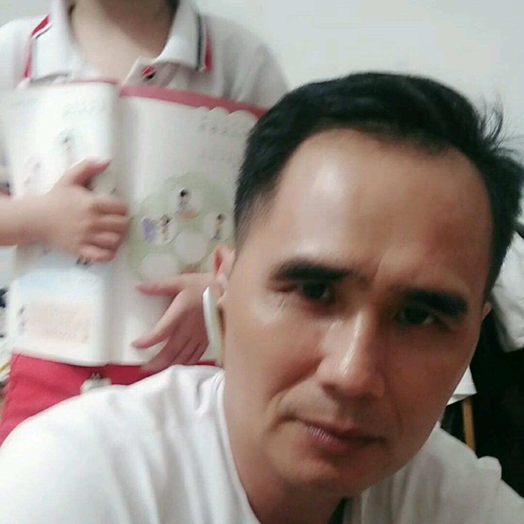 平果高雅典橱柜衣柜店