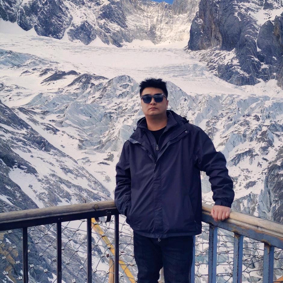 阿希(๑•̌.•̑๑)