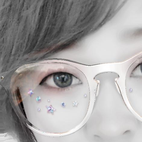 秦汉新城余瑟孔百货店。