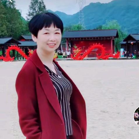 李小菊