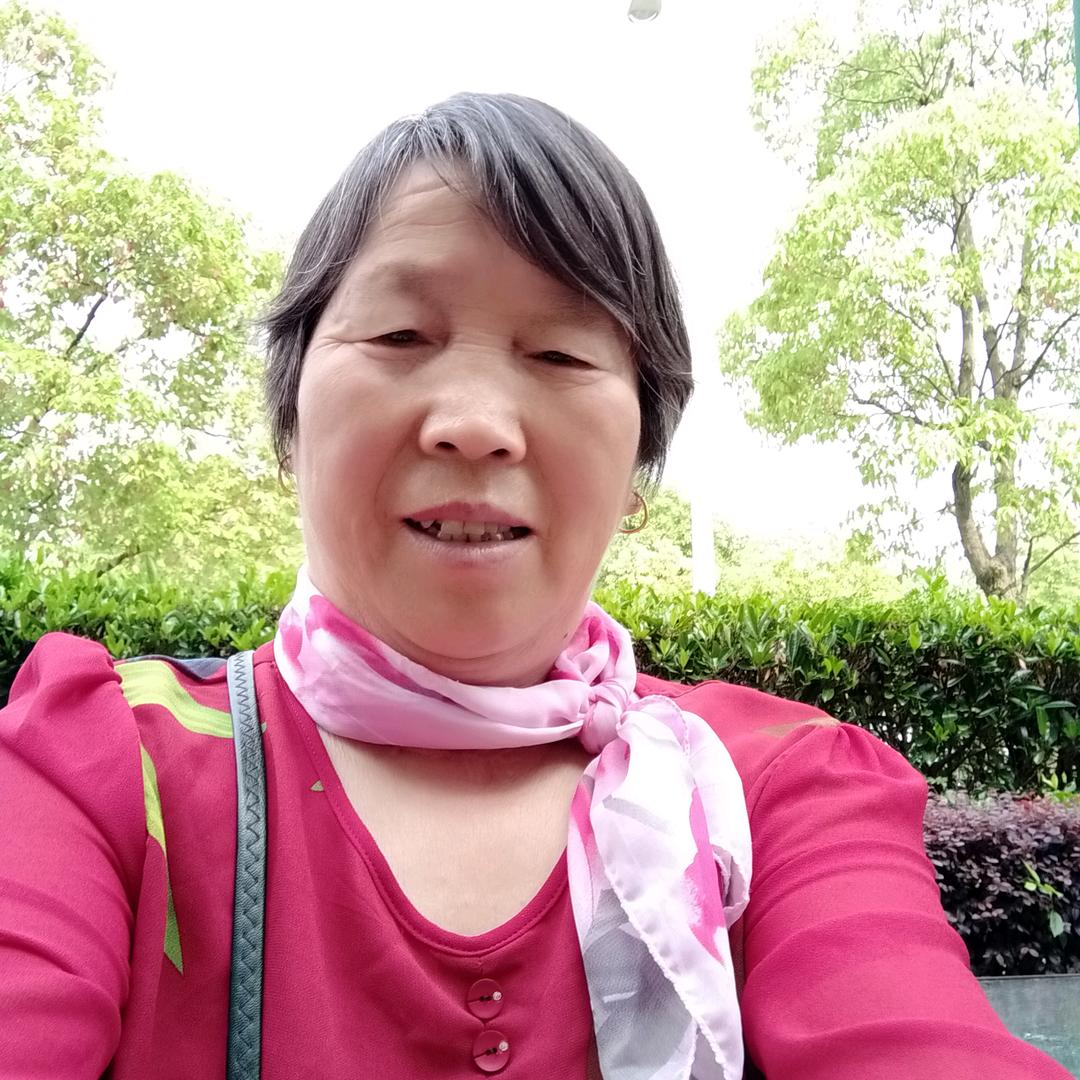 毛彩英