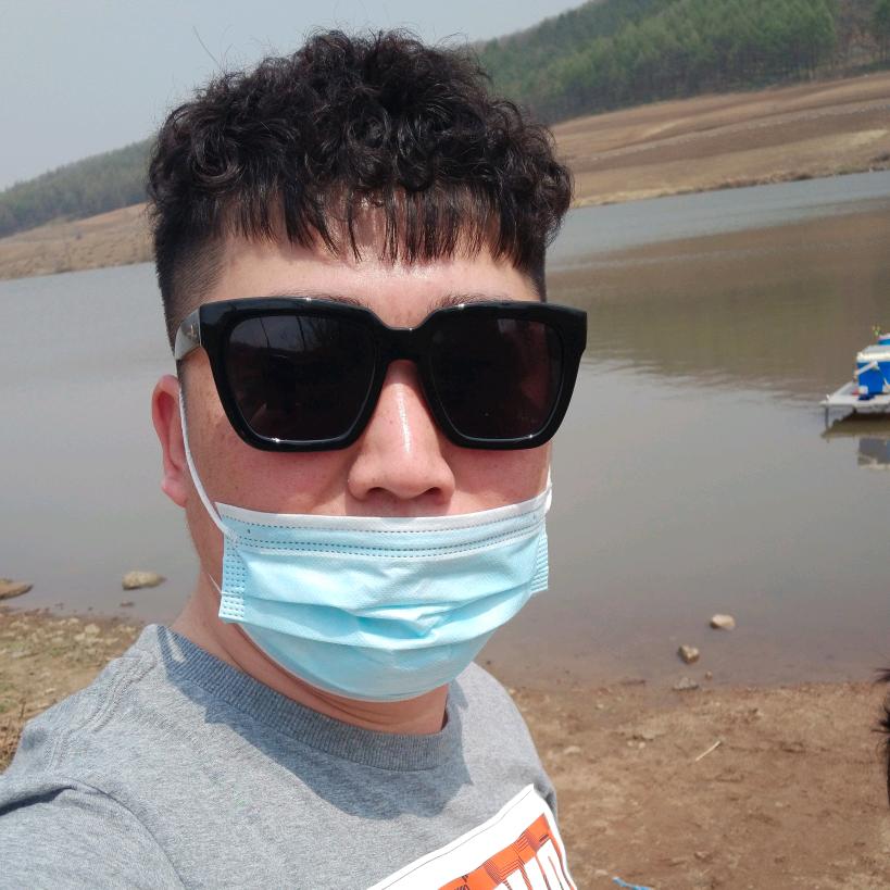 我姓厉，很厉害的厉