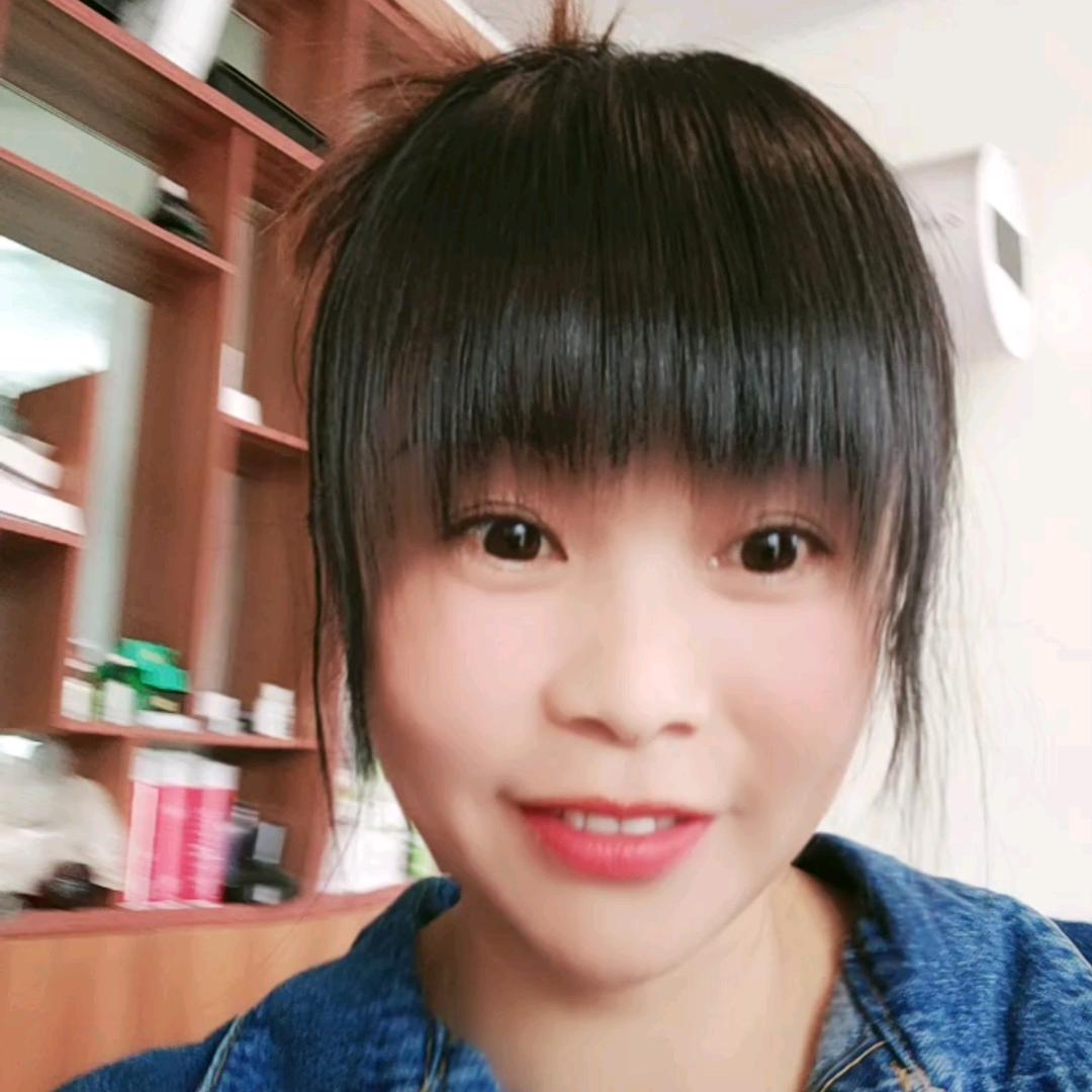 汪    英    🎤