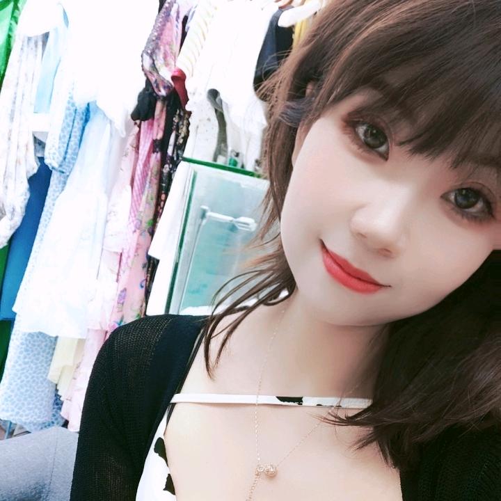 @曾妮妮