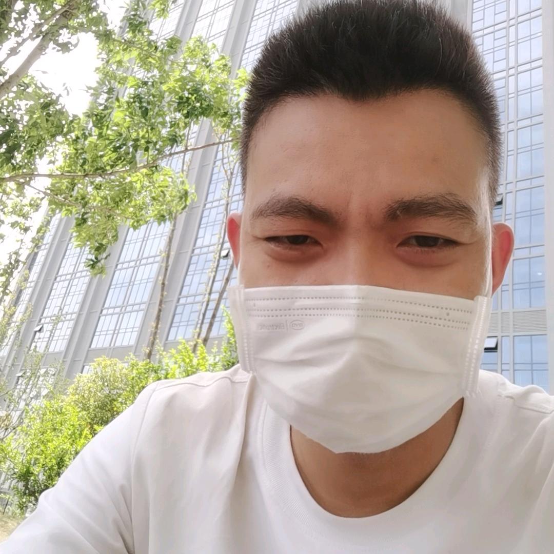 爱戴