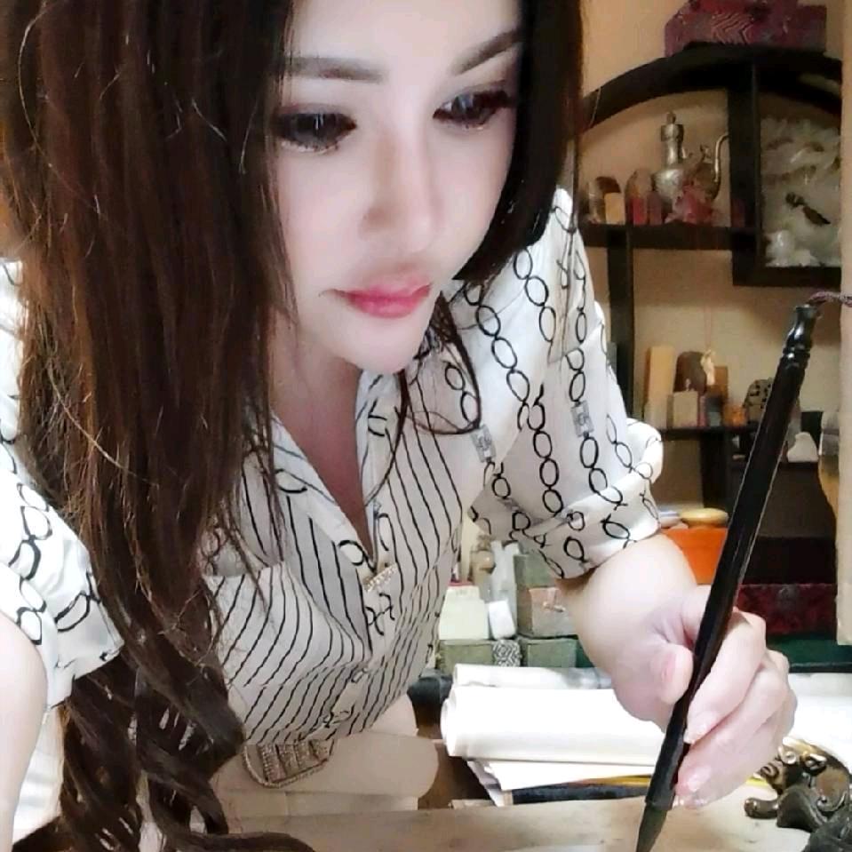兰心儿国画