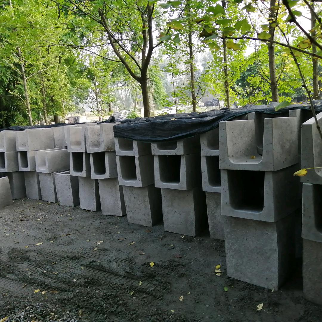 成都隆祥浩市政公共设施有限公司