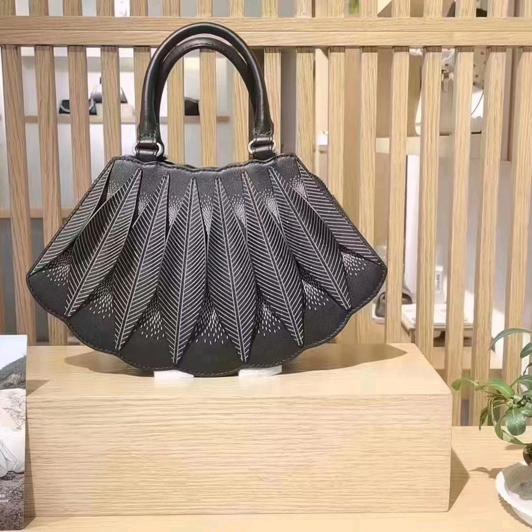 半坡艺术手袋馆—宜昌珍珠店