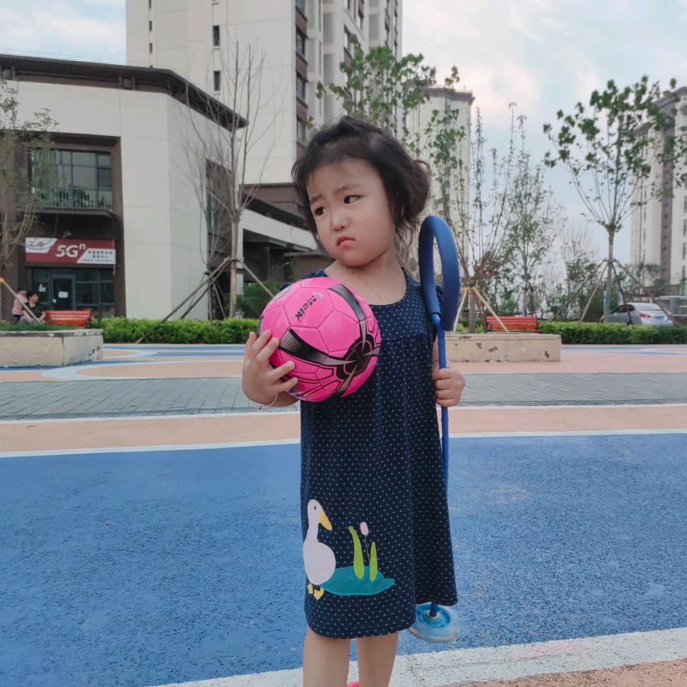 一个小妞妞