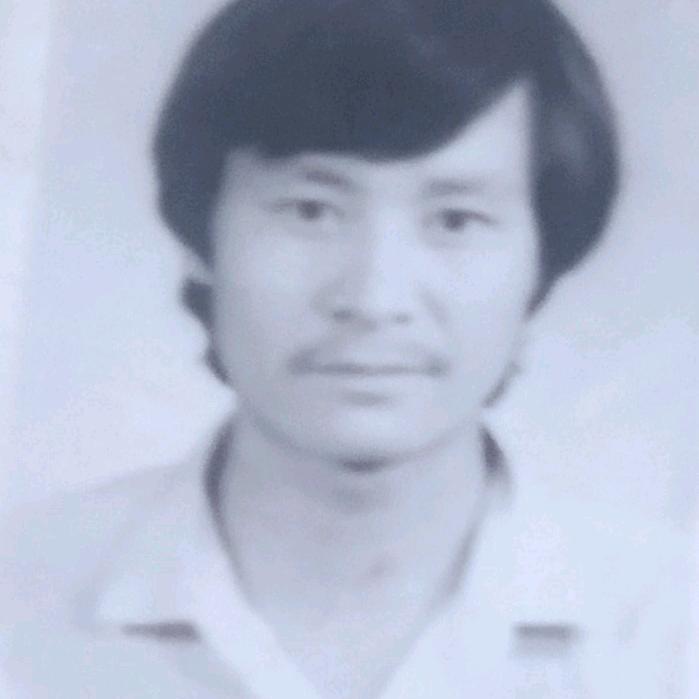 奋斗峥嵘