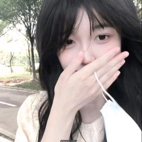 Hello纯纯