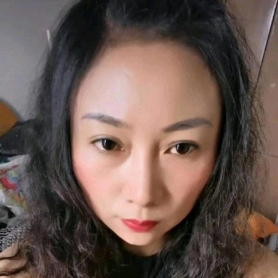 卖衣服的史豆豆