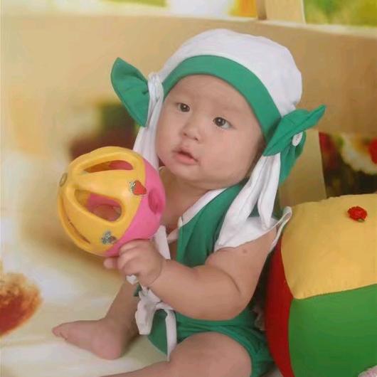 LF8，三个宝贝旮瘩