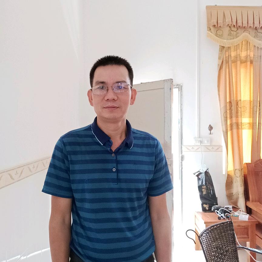 蓝昭万(好物在橱窗)