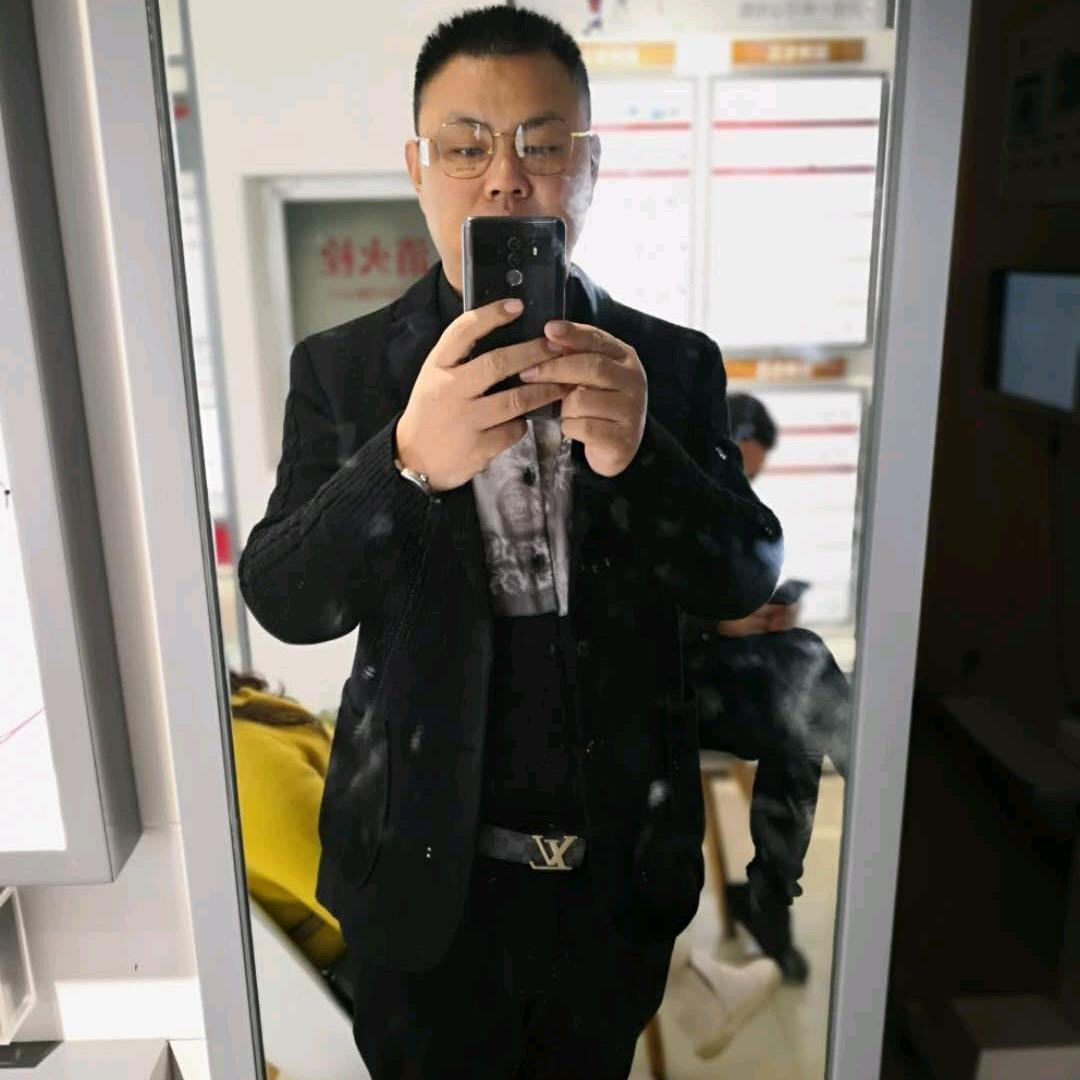 张龙