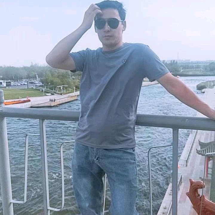 uyunq