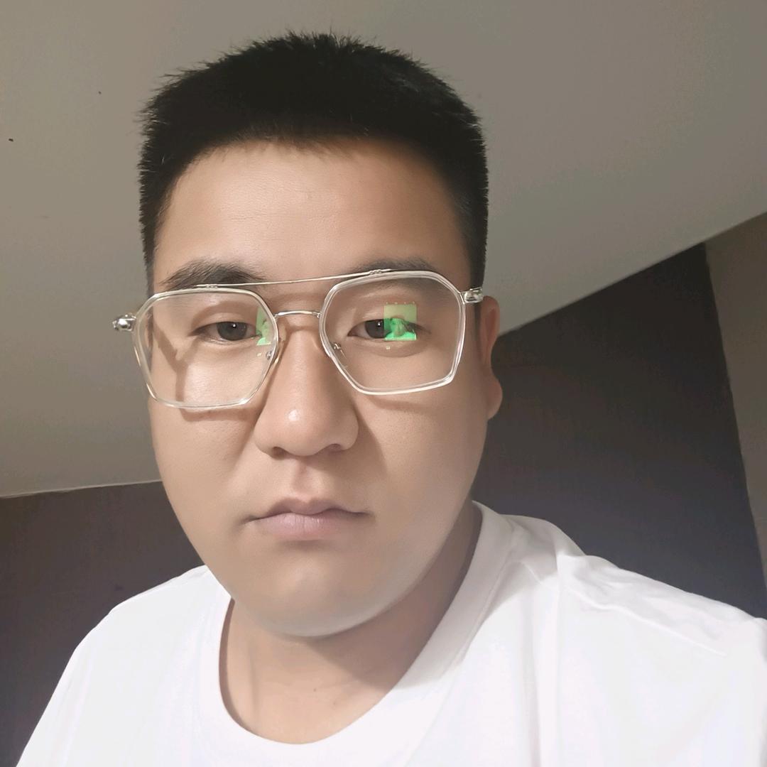 爱钓鱼的小胖子