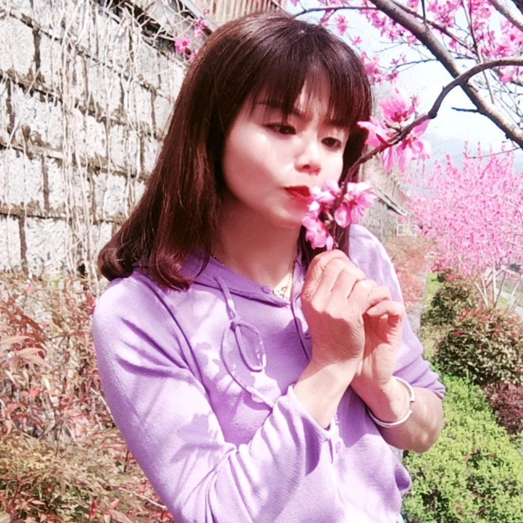 阿妹时尚精品女装