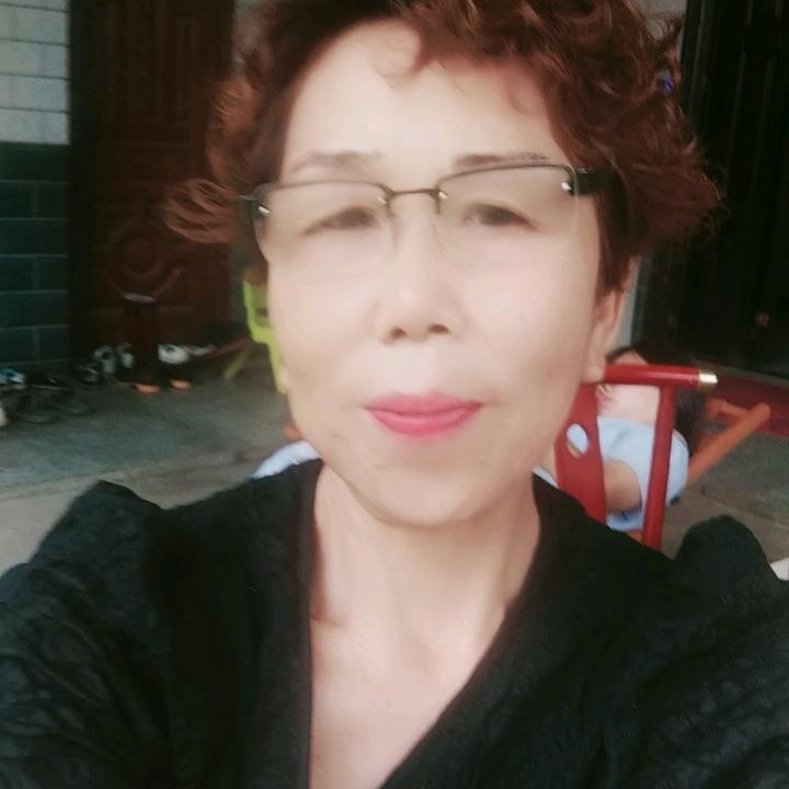 艳《九九艳阳天》