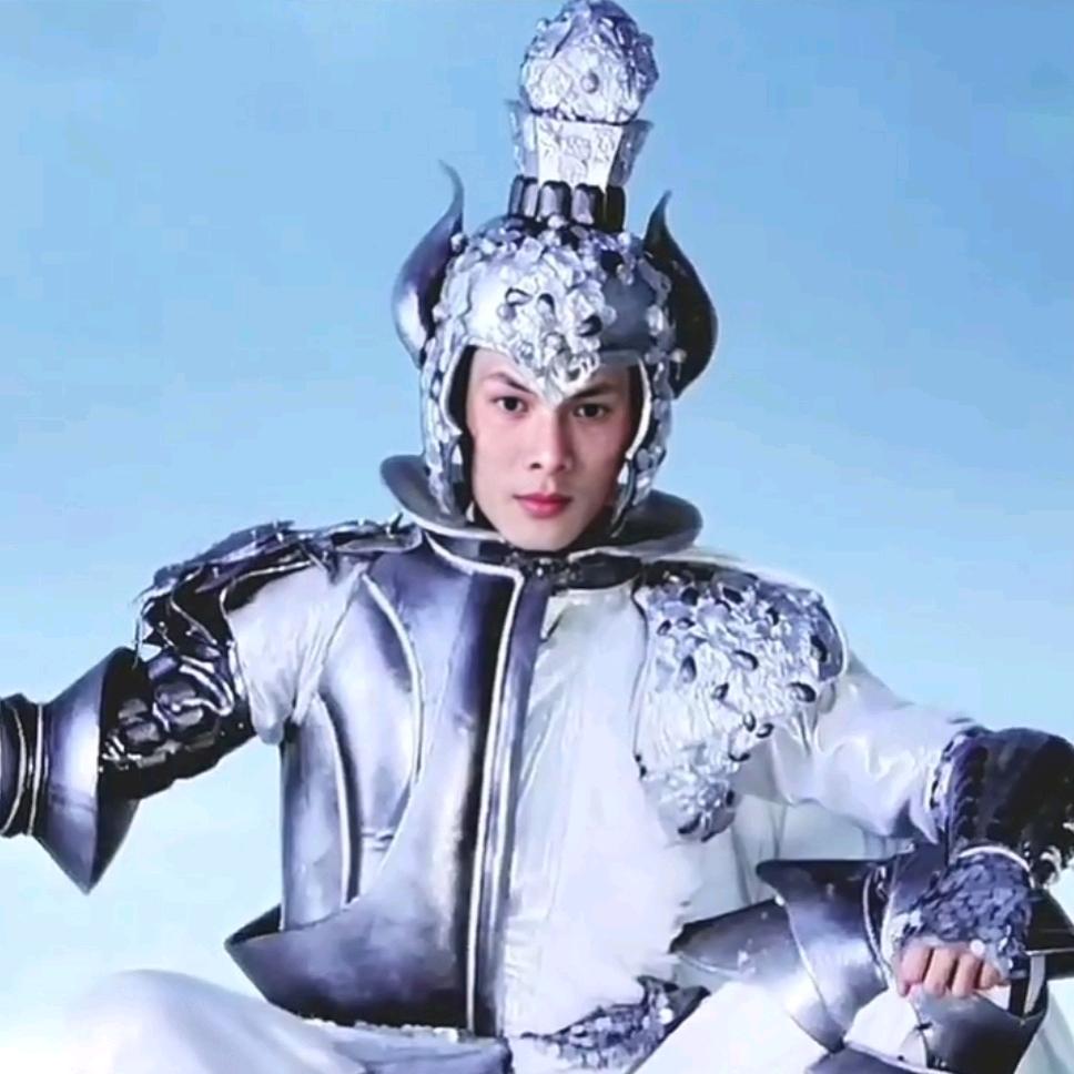 ꧁༺木树林莽༻꧂