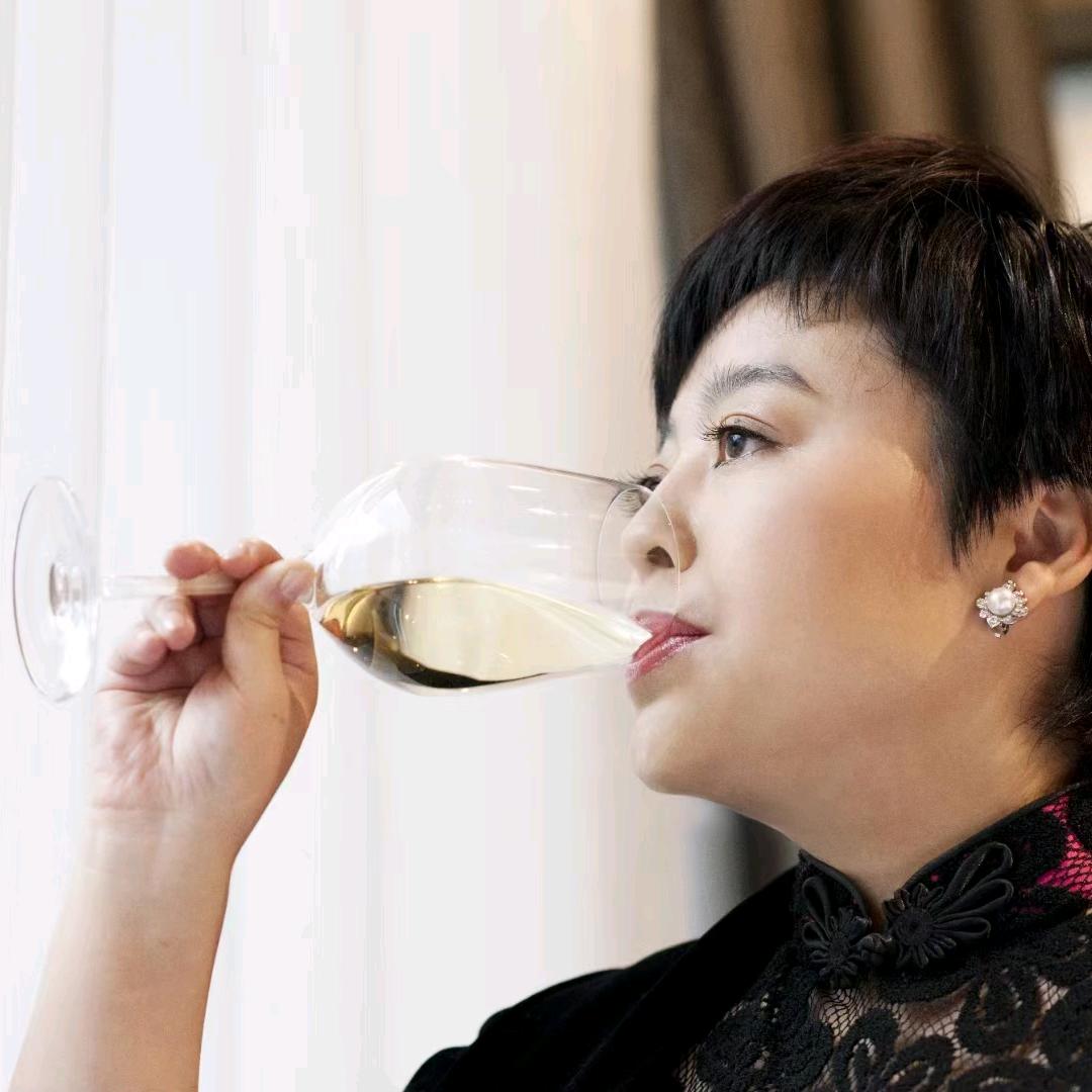 聚鑫源烟酒行官方号