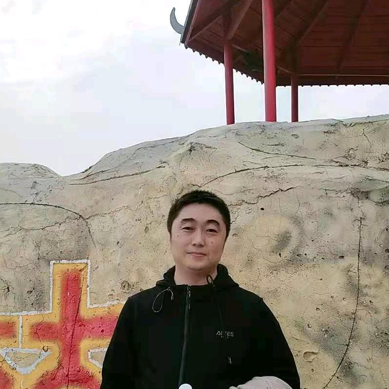 原地的猪哥哥