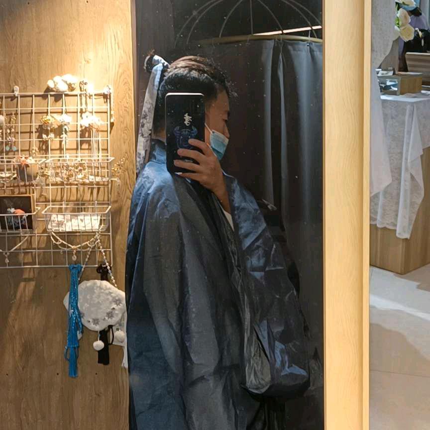 虓虤