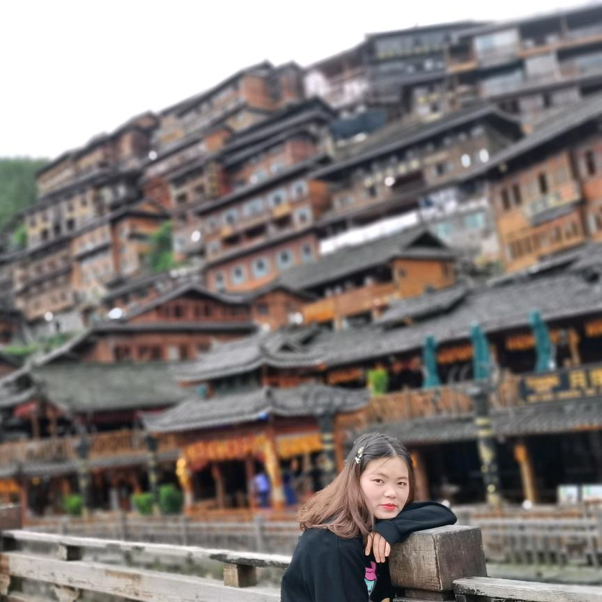 是小巴呀💫