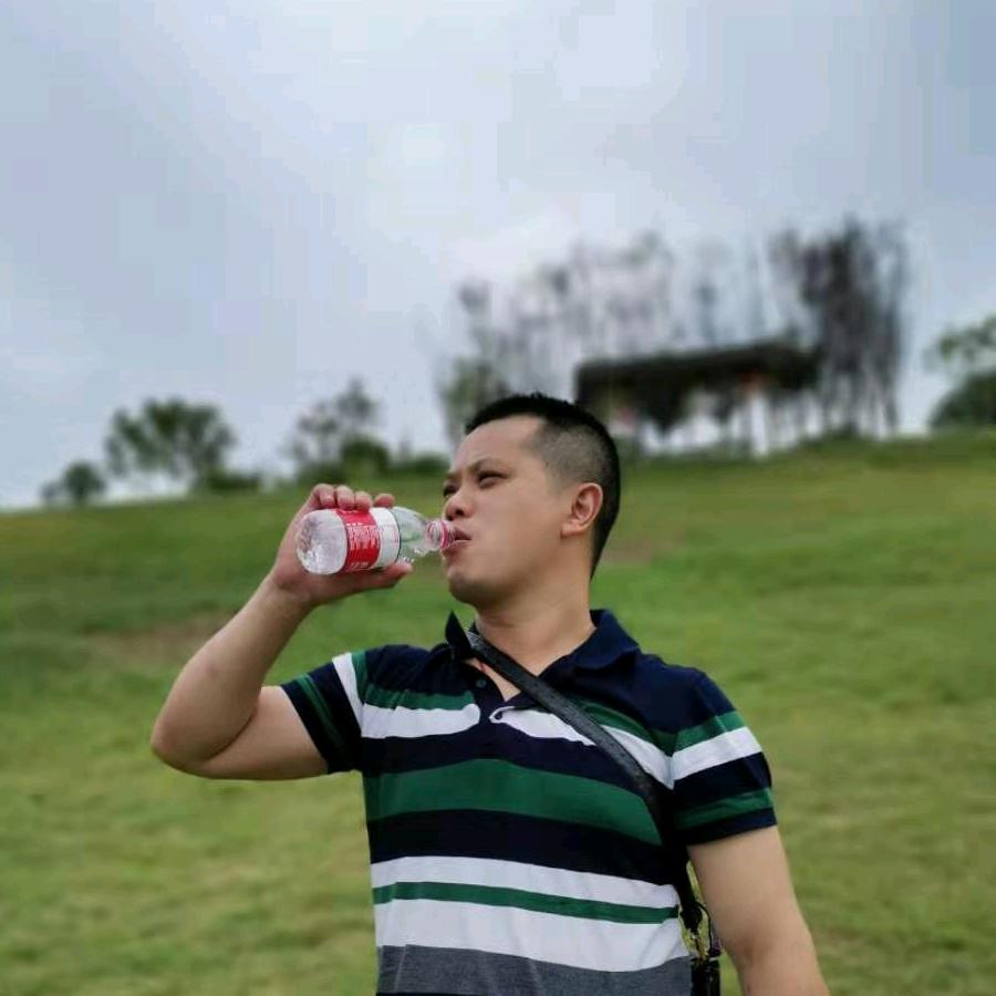 东锅厂105肥肠馆 厕所兔 笨小孩火锅