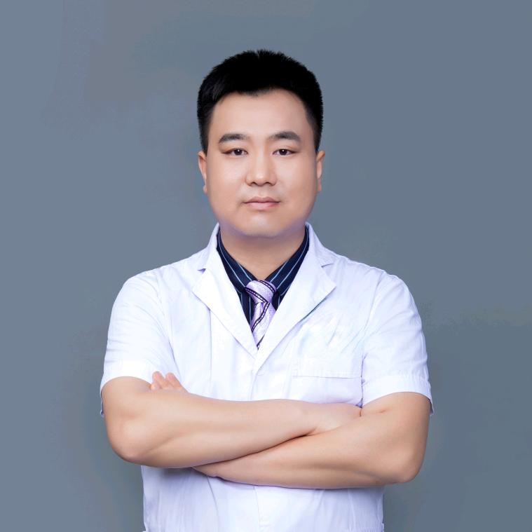 肿瘤外科医生刘园蔚