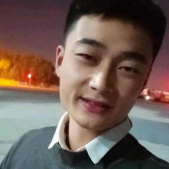 八月的狮子