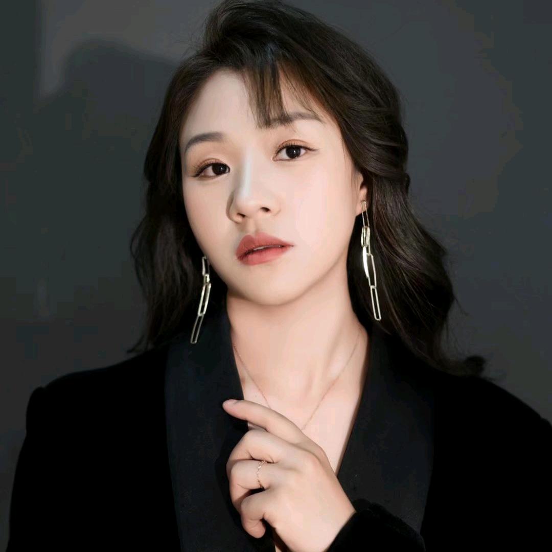 小何☞做发型💇