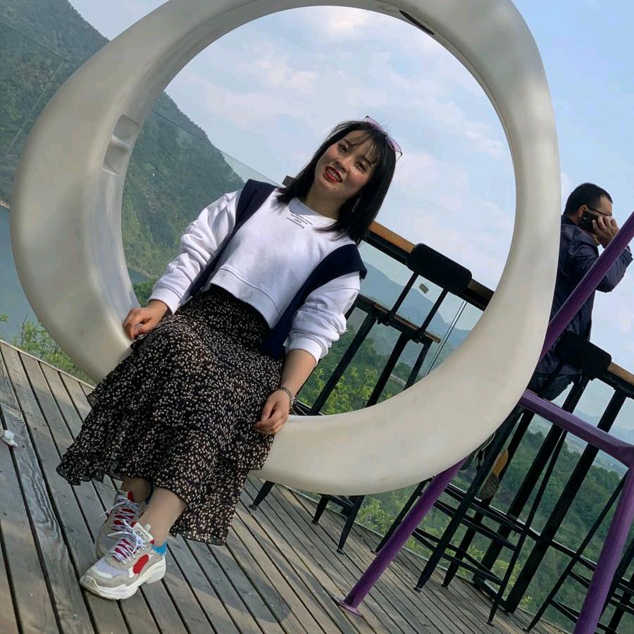 潘小姐（新娘跟妆）