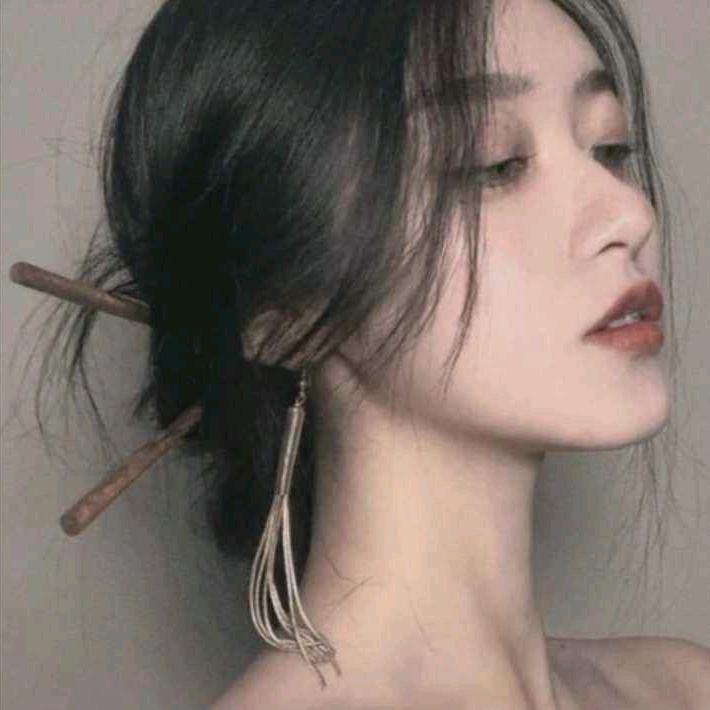 🌈你的柒琦吖~~